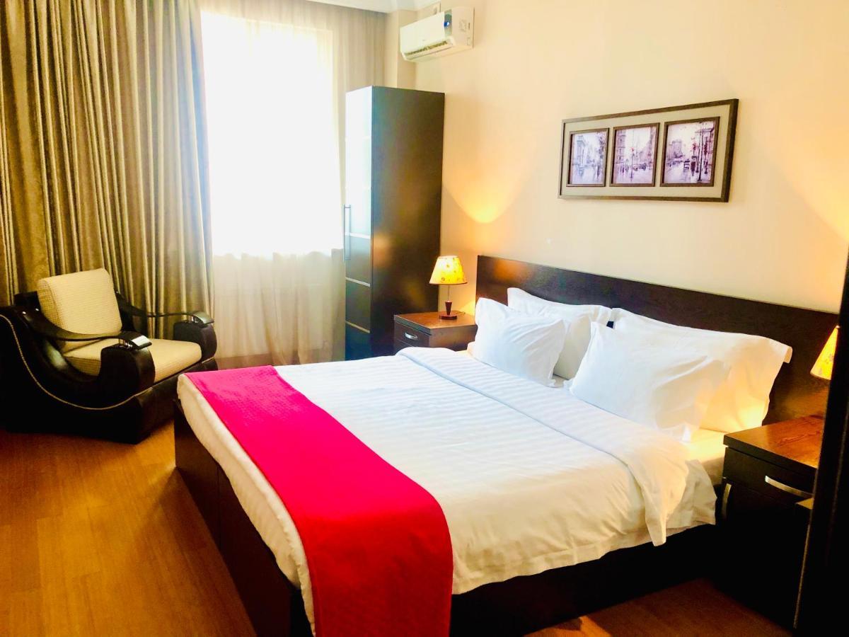 Hotel Aisi Batumi Exteriér fotografie
