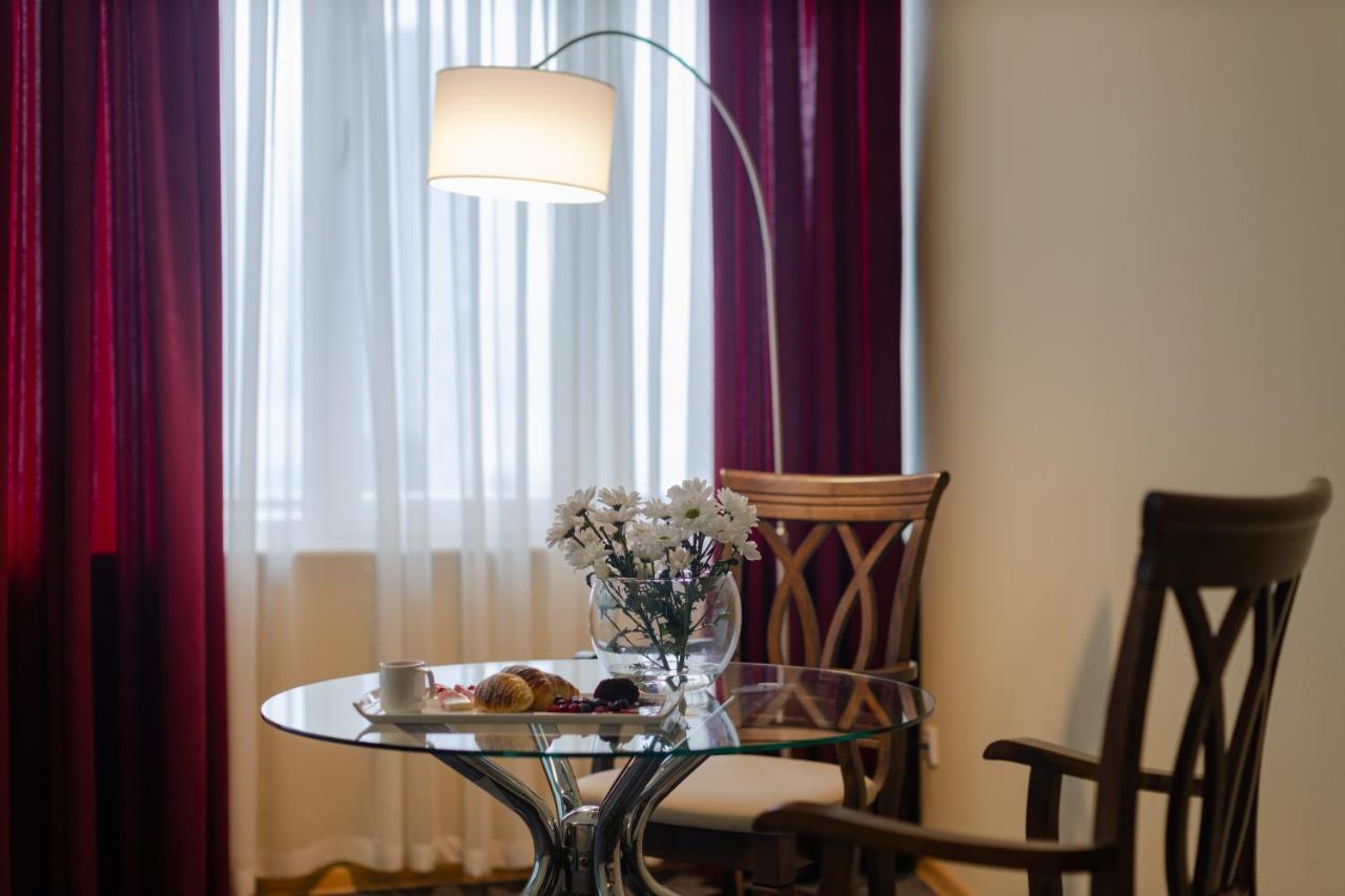 Hotel Aisi Batumi Exteriér fotografie