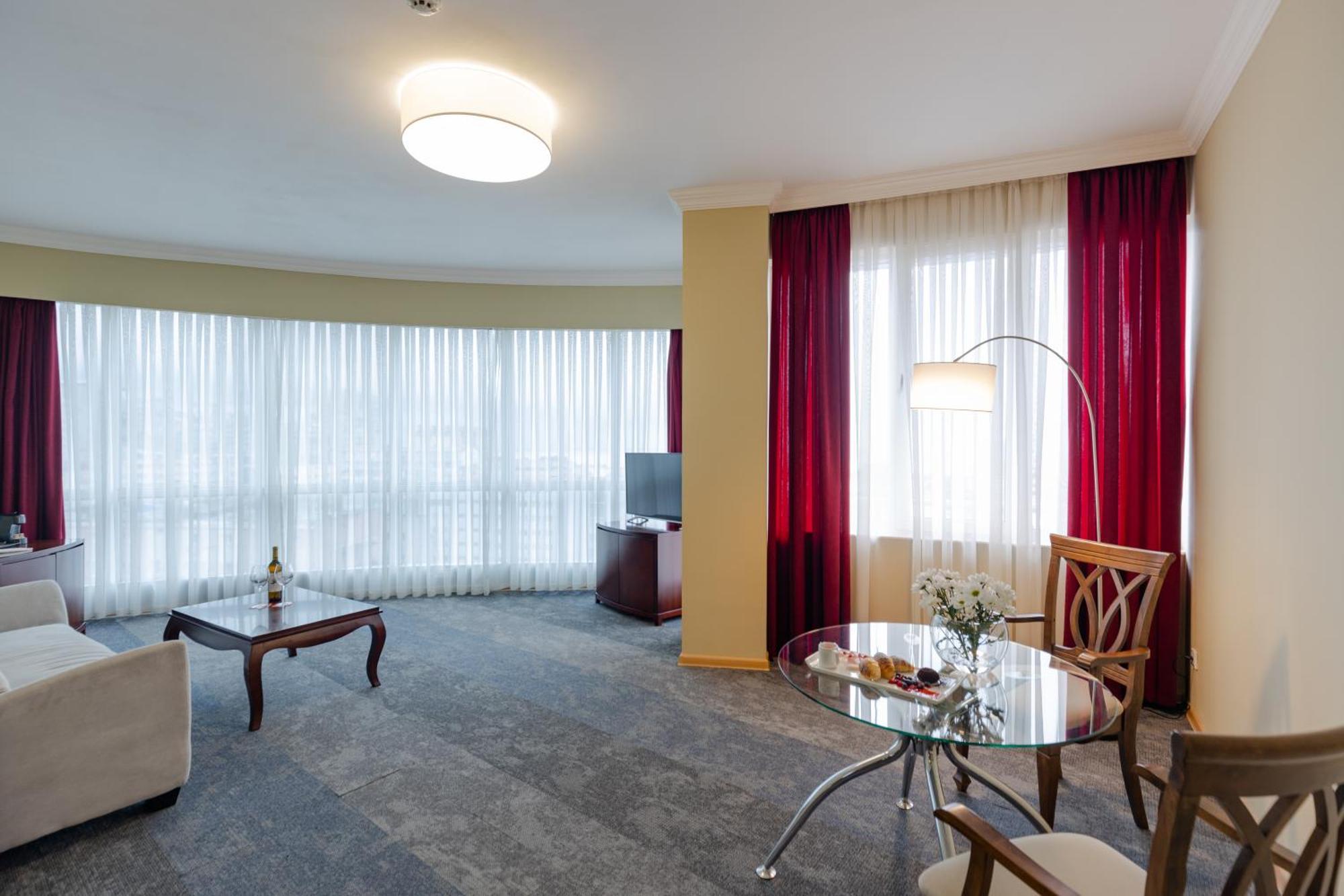 Hotel Aisi Batumi Exteriér fotografie