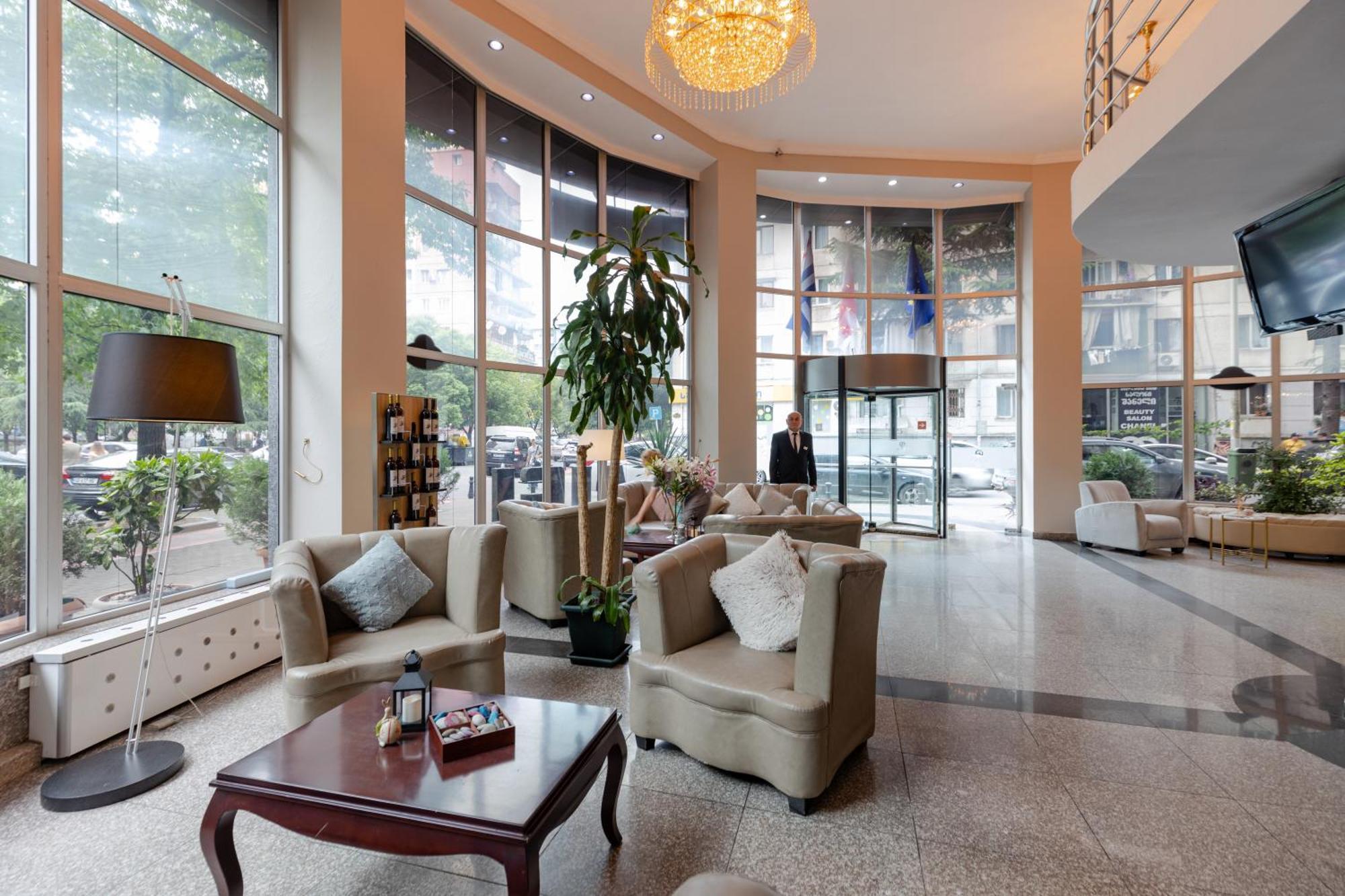 Hotel Aisi Batumi Exteriér fotografie