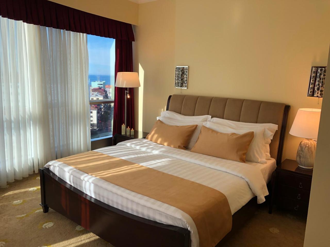 Hotel Aisi Batumi Exteriér fotografie