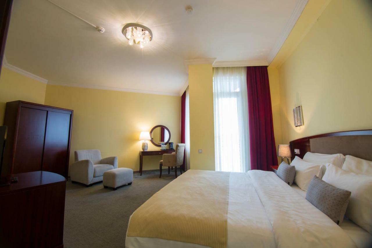 Hotel Aisi Batumi Exteriér fotografie
